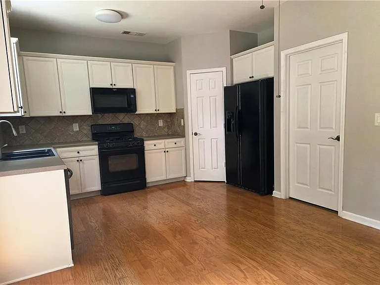 1374 Dukes Creek Dr NW — Photo 18