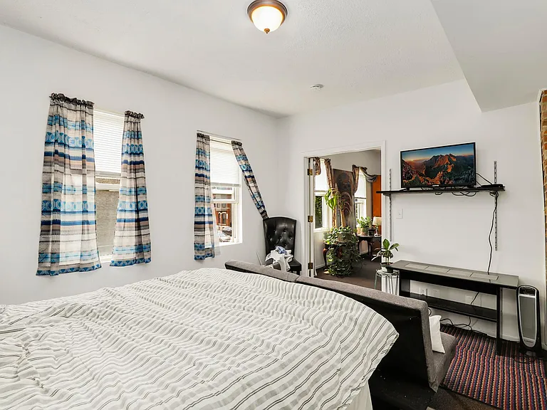 745 N Throop St #2 — Photo 17