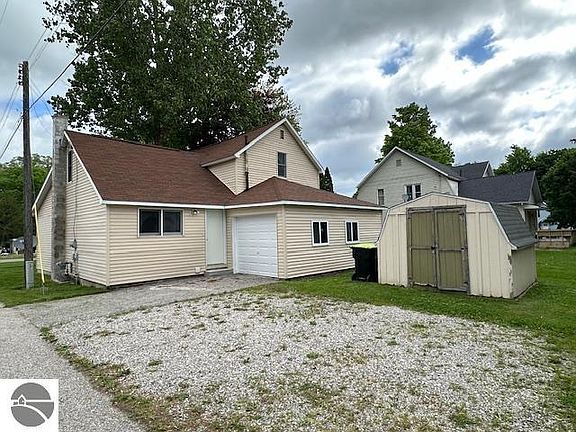 2nd image of 106 E Euclid St