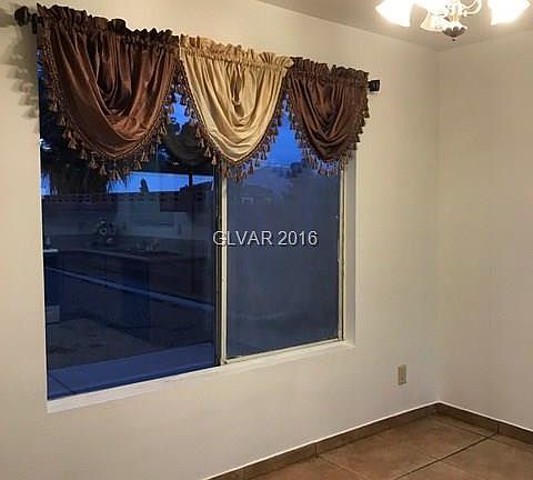 5th image of 3962 Steinbeck Dr