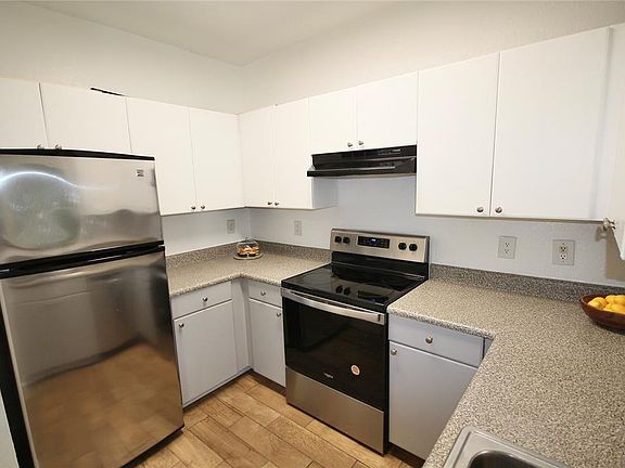 3rd image of 300 E SOUTH STREET #1015