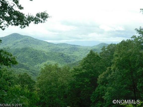 4th image of Pitch Pine Dr