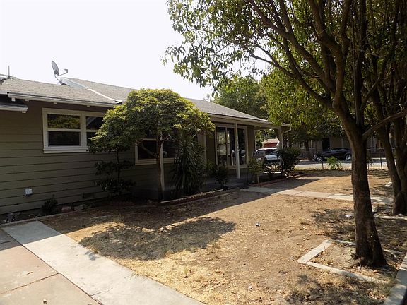 2nd image of 1460 S San Joaquin St