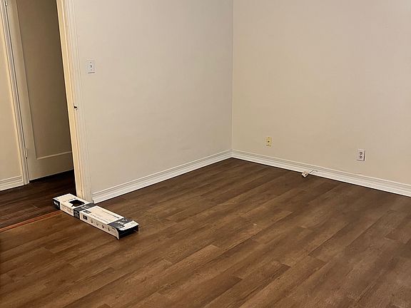 5th image of 1400 Queen Anne Ave N APT 1