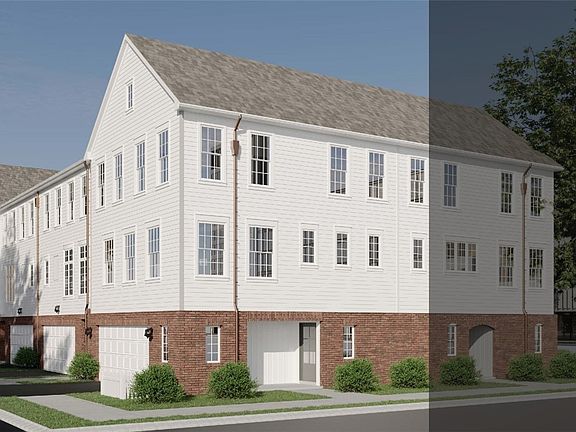 2nd image of 601 Carlton Ln