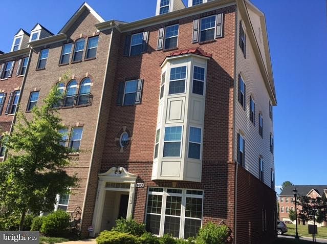 1st image of 902 Hall Station Dr APT 100