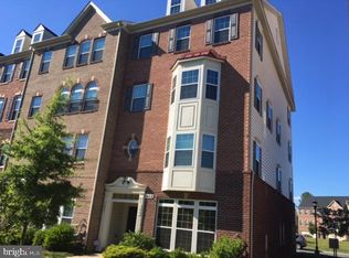 902 Hall Station Dr APT 100, Bowie, MD 20721