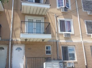 153 Beach 26 St, Far Rockaway, NY 11691