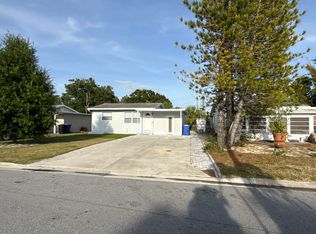3449 Ithaca St N, Saint Petersburg, FL 33713