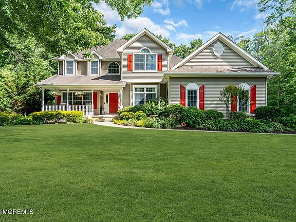 4th image of 2093 Overbrook Drive