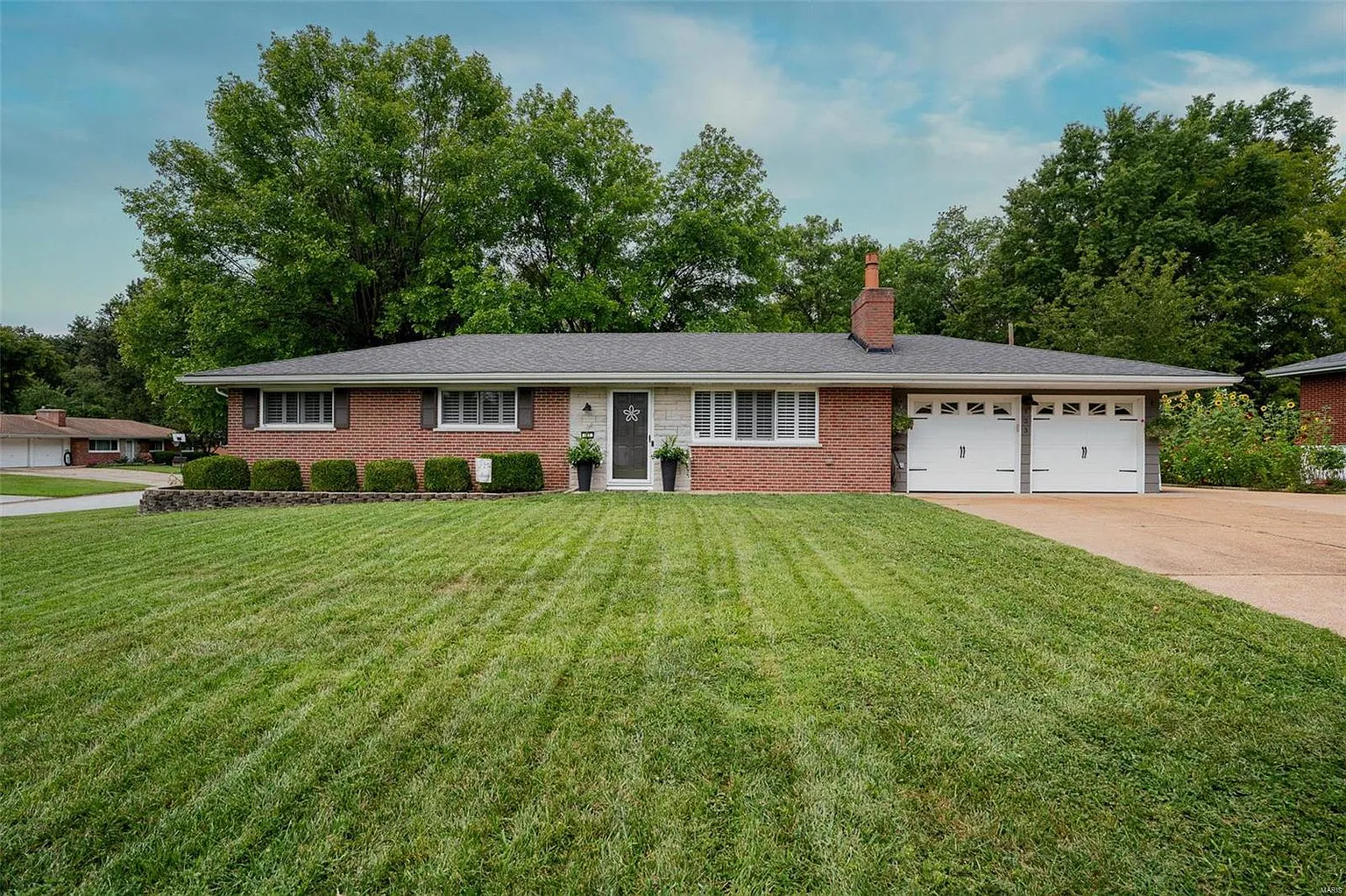 123 Smith Dr photo 1