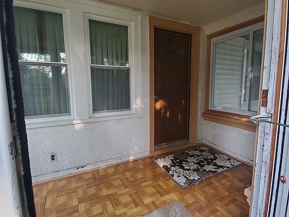 2nd image of 1228 S 19th Ave