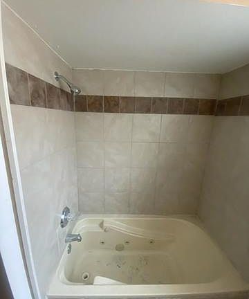 4th image of 10 E 140th Ct
