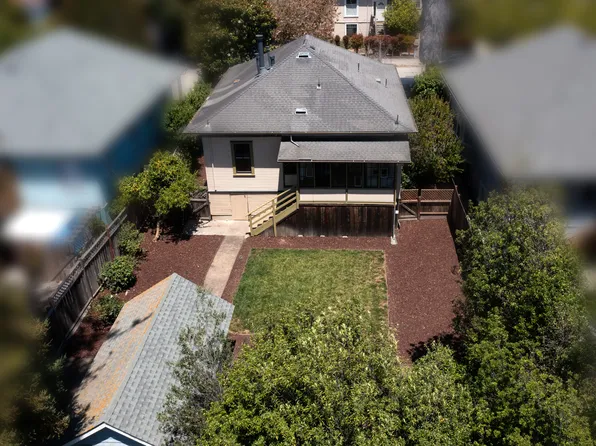 145 Myrtle St, Santa Cruz, CA 95060
