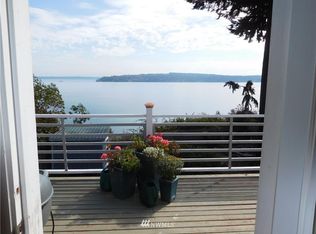3327 Greenbank Dr, Greenbank, WA 98253