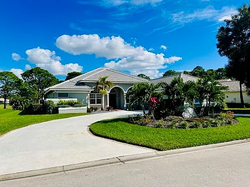 8204 Kiawah Trce Photo 1