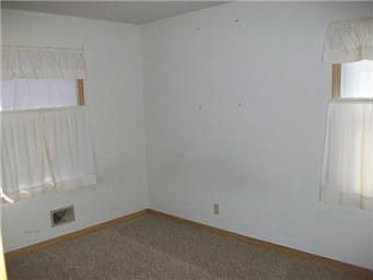 2nd image of 7910 Evanston Ave