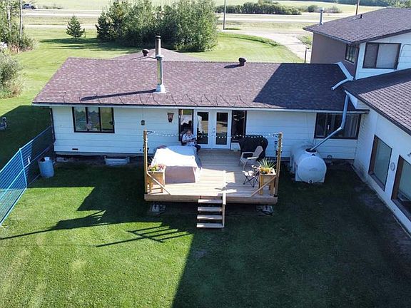 2nd image of 22450 S Highway 43 Side Road Rural Greenview #16
