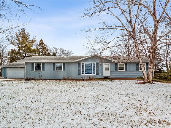 3rd image of 15913 W County Road C