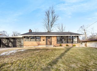1147 Pinecrest Ave SE, East Grand Rapids, MI 49506