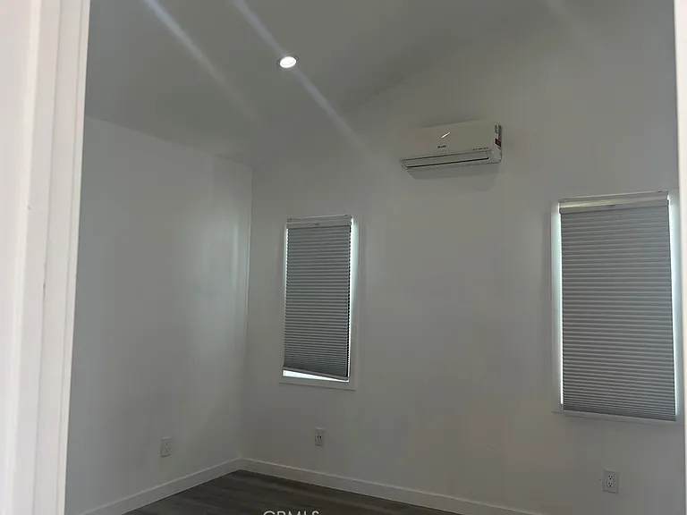 7545 Shoup Ave — Photo 16