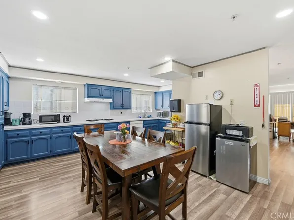 27828 Parkvale Dr, Santa Clarita, CA 91350