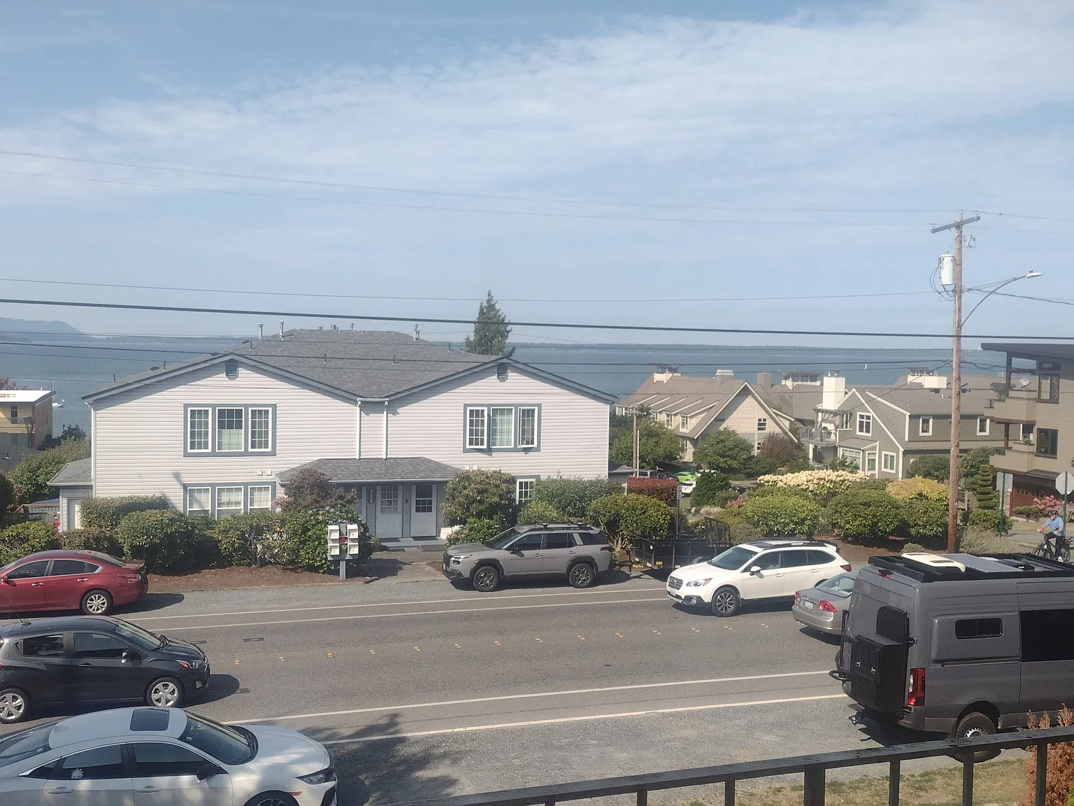 2 bed, 1165 sqft, $2,500 — Photo 2