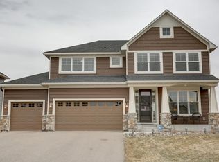 1593 Edgebrook Ln, Carver, MN 55315