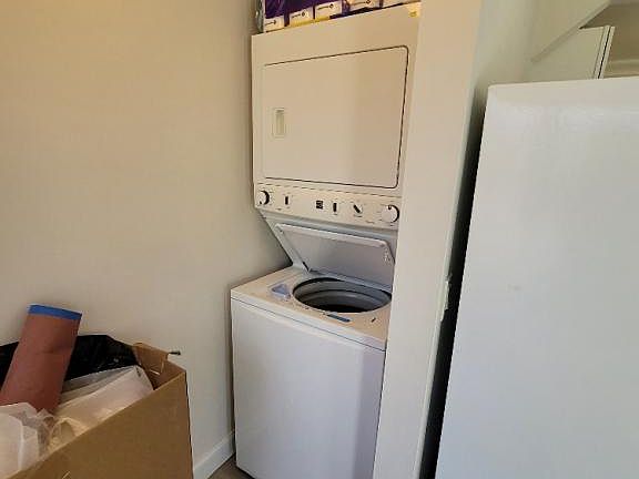 5th image of 1008 Glenwood Ave