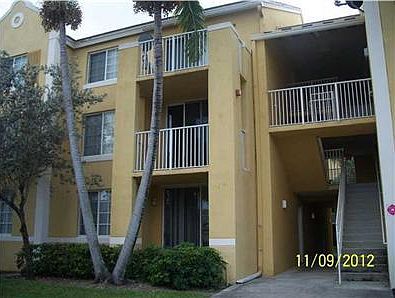 1st image of 720 SW 111th Ave APT 101