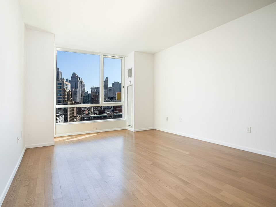1st image of 200 Chambers St APT 16F