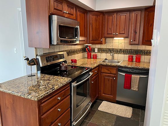 4-Kitchen 2_03062023