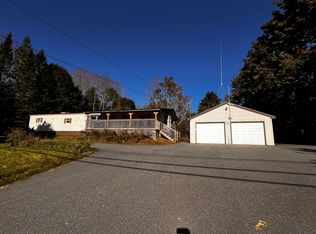 616 Billings Rd, Hermon, ME 04401