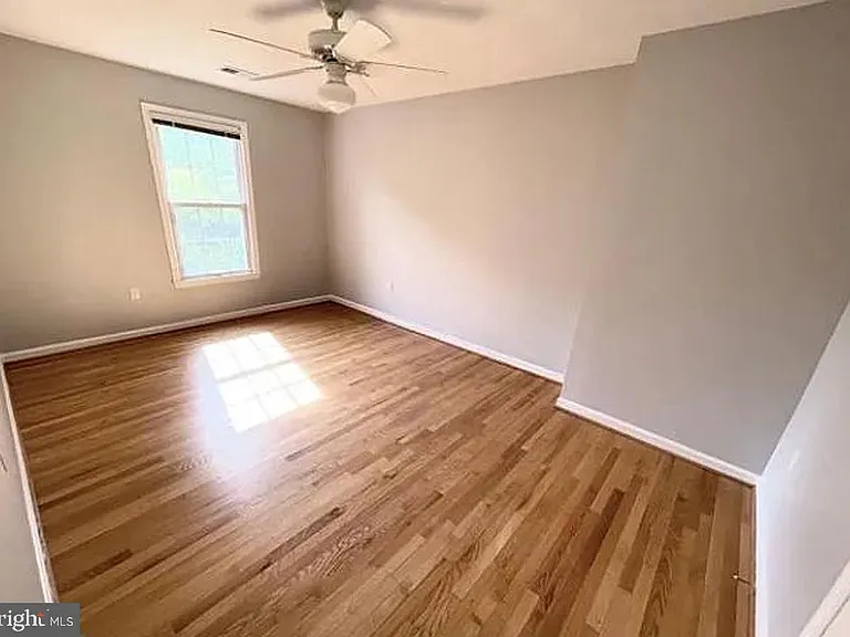 6633 McLean Ct — Photo 17
