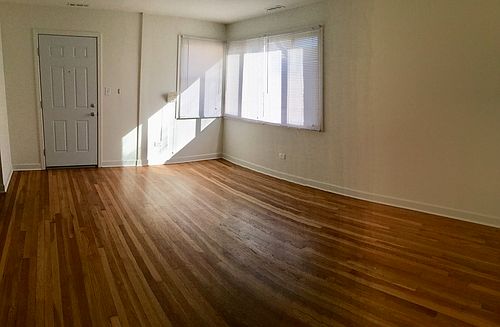 5th image of 1725 W Estes Ave #2