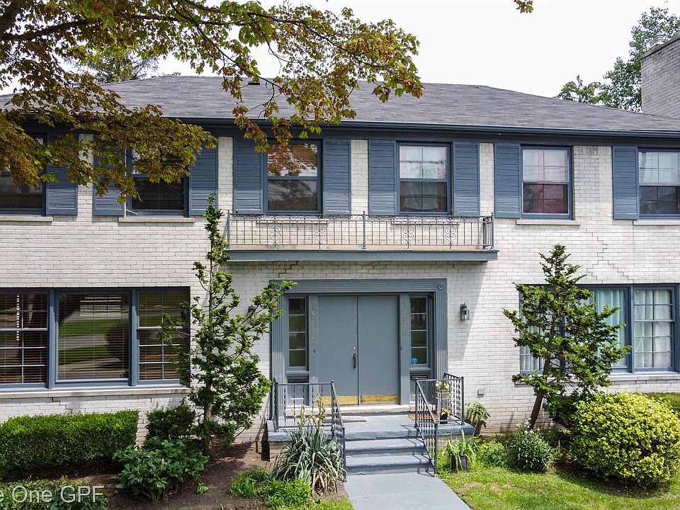 1st image of 15830-32 Windmill Pointe Dr