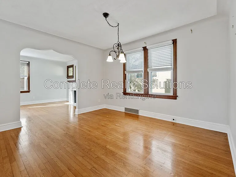 8511 Florence Ave — Photo 20