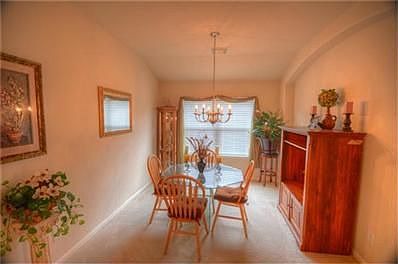 4th image of 1226 Colonial Manor Dr