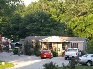 2136 Scaffold Cane Rd, Berea, KY 40403