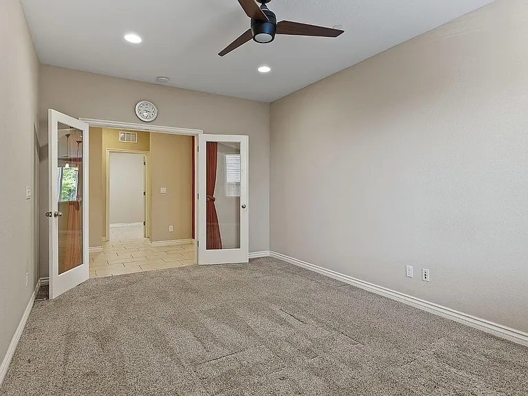 5282 Jacque Bell Ln — Photo 10