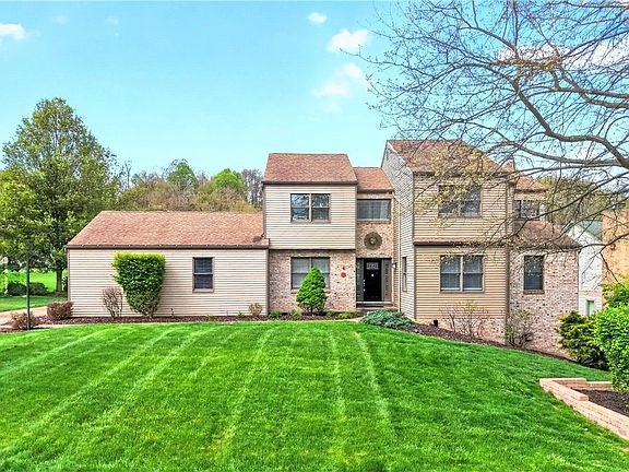 2nd image of 243 Cumberland Dr