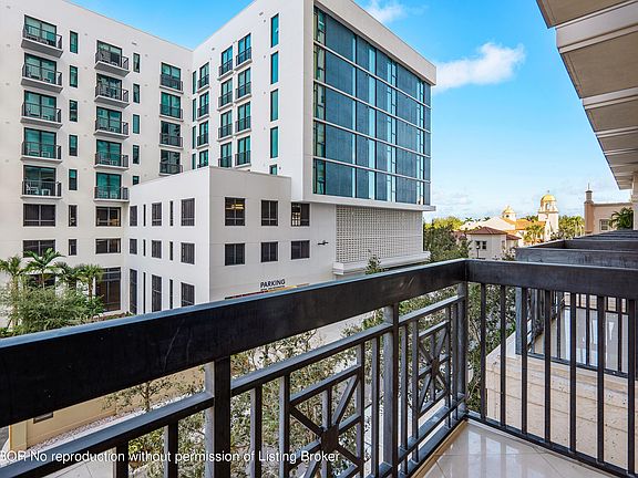 5th image of 701 S Olive Ave APT 218