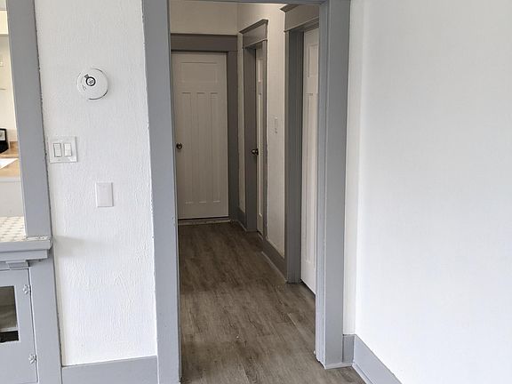 2nd image of 916 Cornell Ave #1