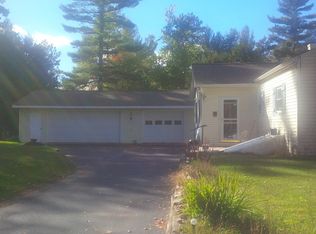 135 W Pleasant Ave, Tomahawk, WI 54487