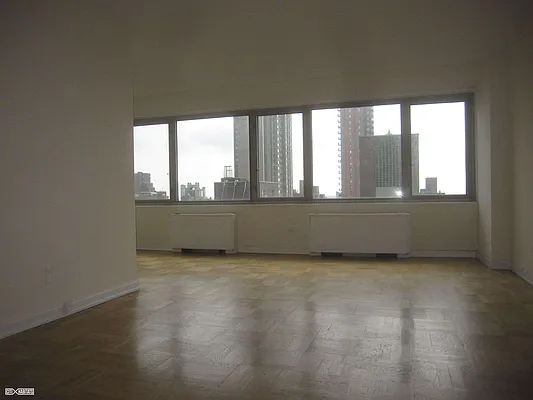 Rented by Citi Habitats | media 12