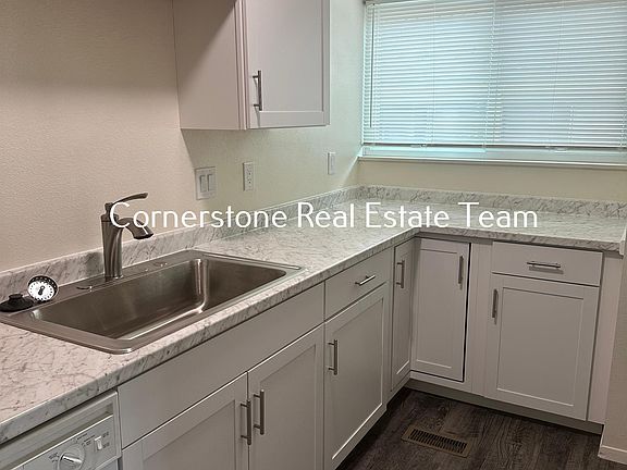 5th image of 995 Holli Springs Ln #C
