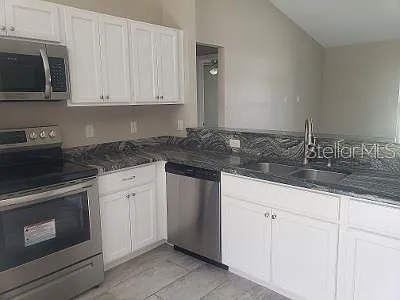 3 bed, 2.0 bath, 1333 sqft, $1,600 — Photo 3