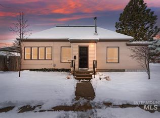 201 S McKinley Ave, Emmett, ID 83617