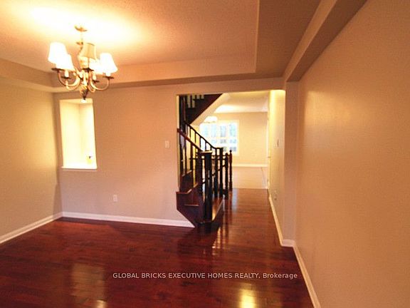 4th image of 852 Hepburn Rd