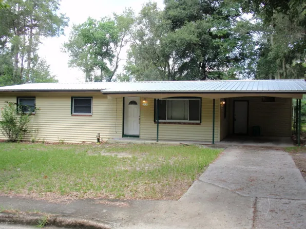 2018 Twigg St, Palatka, FL 32177